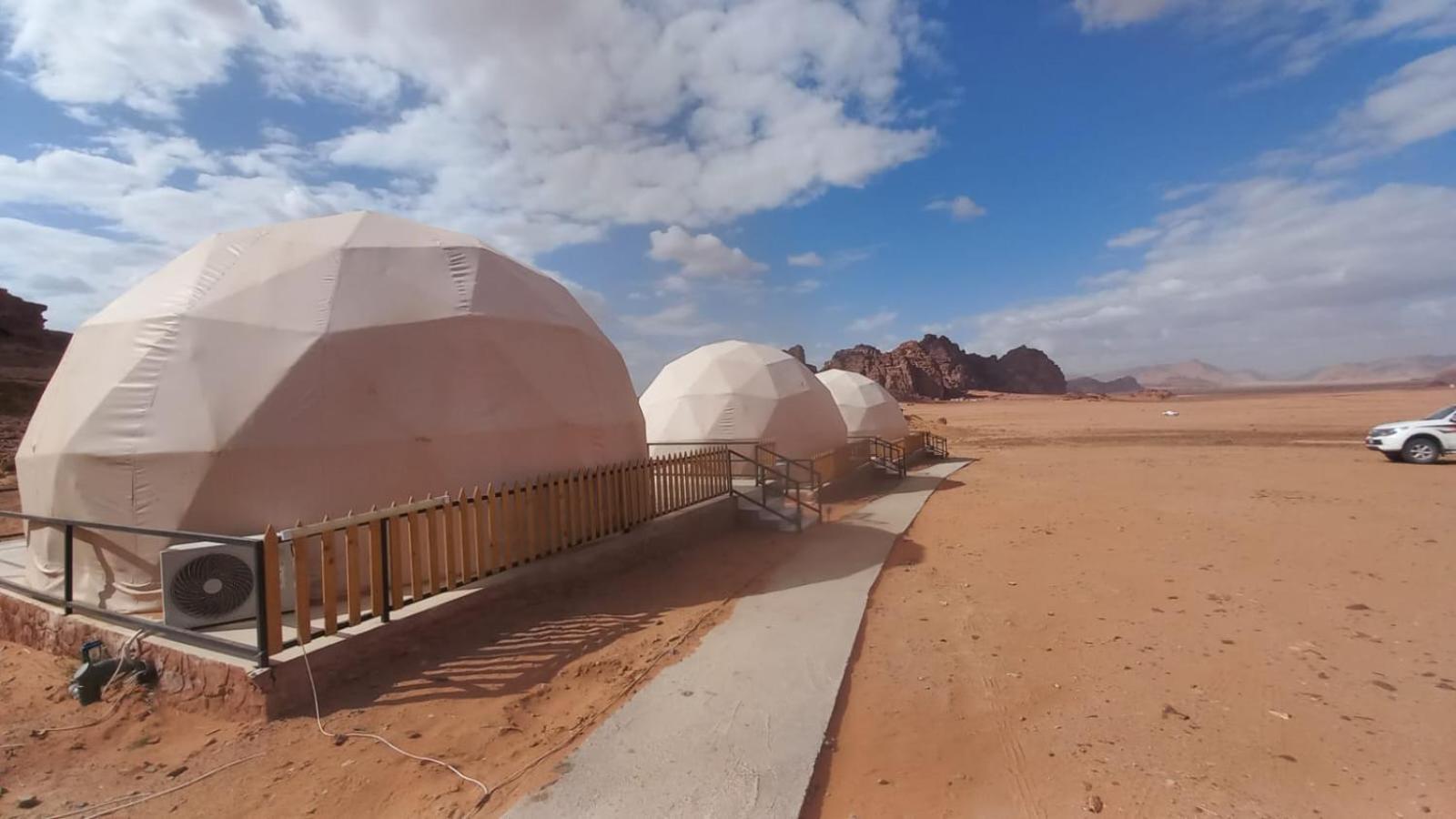 Al Raha Luxury Camp Wadi Rum Exterior foto