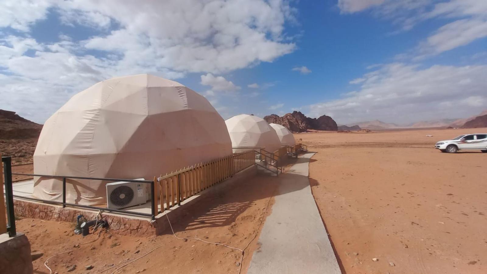 Al Raha Luxury Camp Wadi Rum Exterior foto
