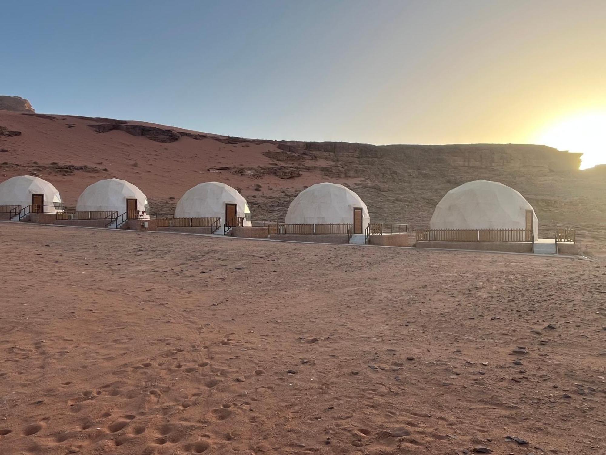 Al Raha Luxury Camp Wadi Rum Exterior foto